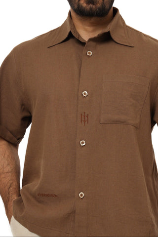 Brown Everseason short-sleeve shirt worn by a person on a white background
