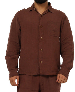 Man wearing Everseason brown shirt and pants on a white background